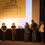 Gala Finałowa, od lewej: Barbara Borusiak, prof. Uniwersytetu Ekonomicznego w
Poznaniu gość specjalny Festiwalu „17 Celów” , Ewa Swatek, Naczelnik Wydziału
Polityki Społecznej Urzędu Miejskiego w Bielsku-Białej, Joanna Skałuba, organizatorka
Festiwalu, wójt Grzegorz Wojtera i Małgorzata Dawidowska z Gminy Suchy Las.
Fot. Adam Michta